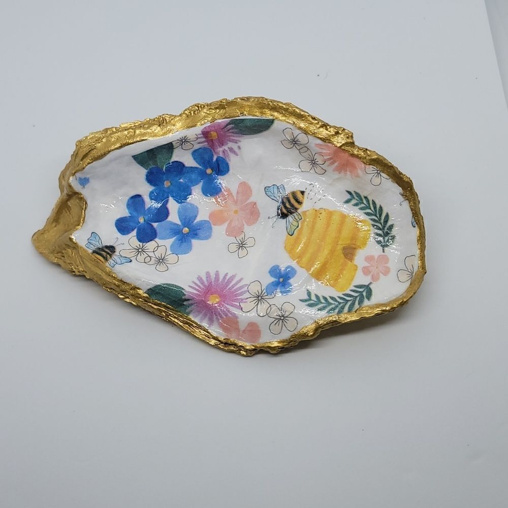 Floral / Bee Oystershell ring holder/ trinket tray